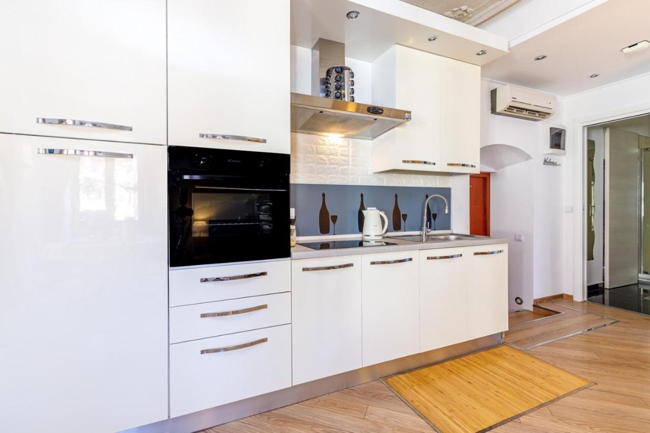 Two Bedroom Apartment La Mer Poreč Exteriér fotografie